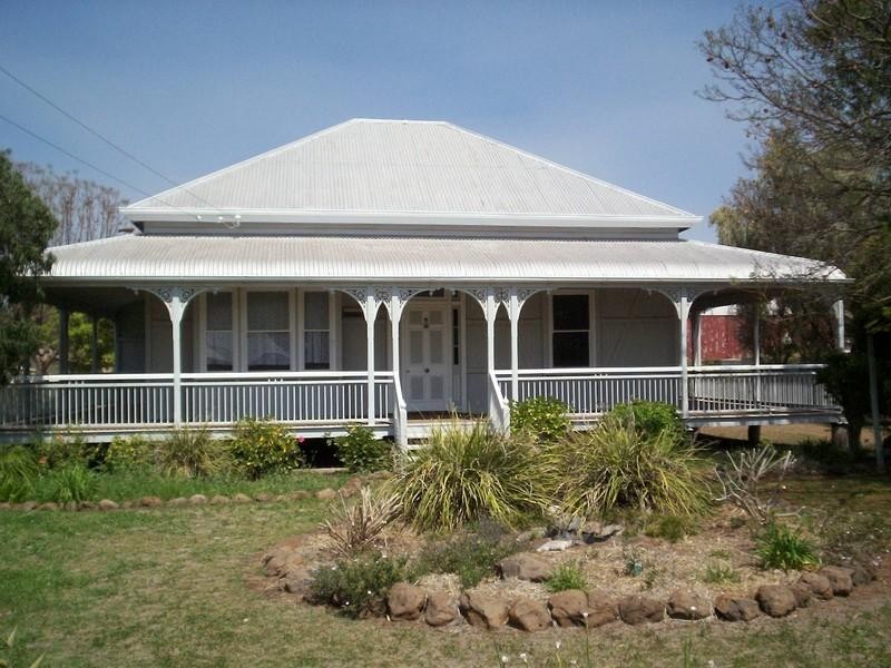 4 Florence, Pittsworth QLD 4356