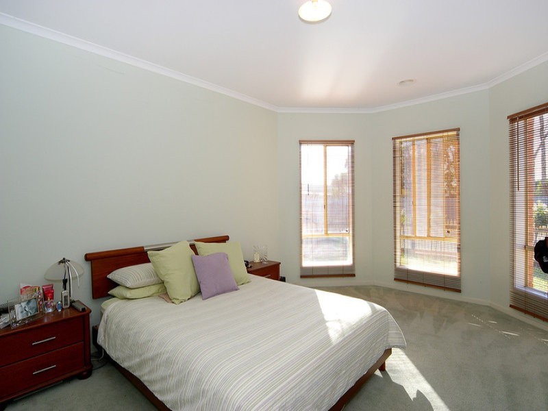 13 Betty Court, Lara VIC 3212