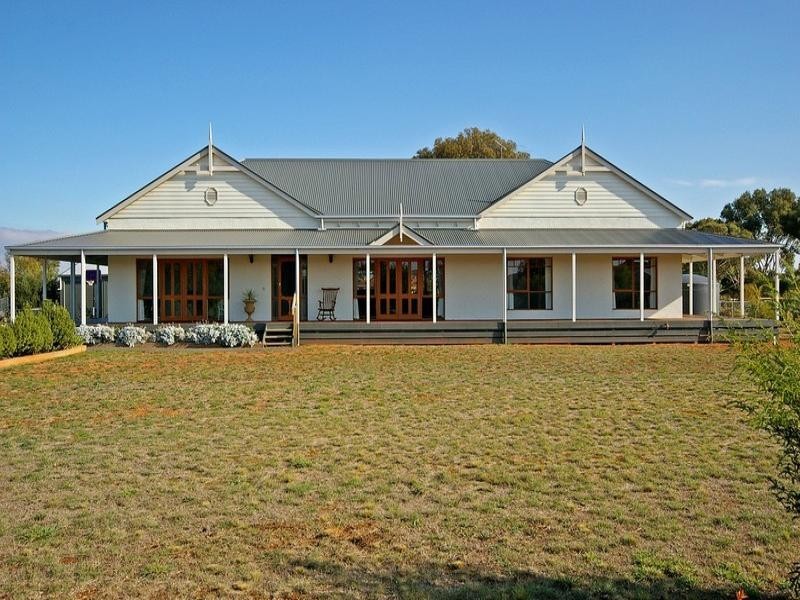 37 Thomas Road, Lara VIC 3212