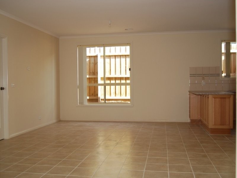 6 Hailar Lane, Lara VIC 3212