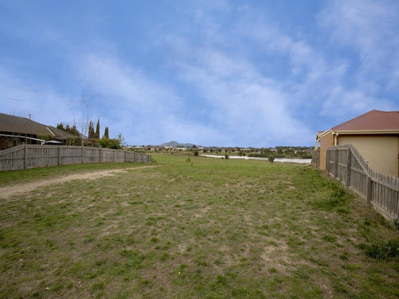 15 Stefan Court, Lara VIC 3212