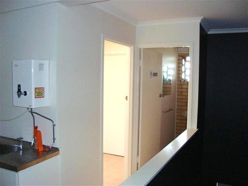 2/135A Queen Street, Cleveland QLD 4163