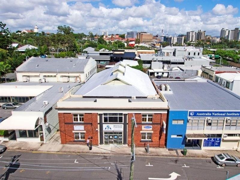 5 Hubert Street, Woolloongabba QLD 4102