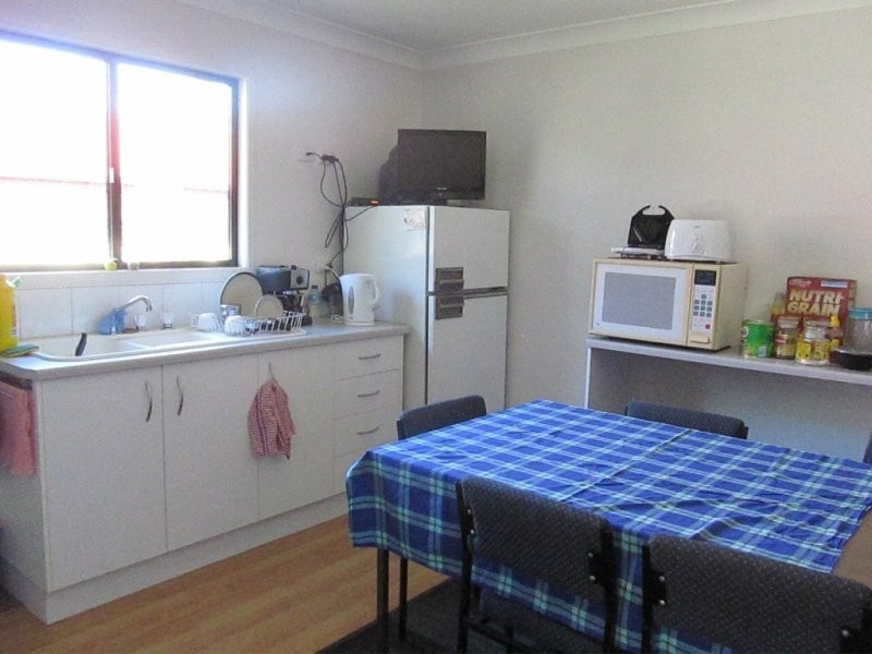 E & F / 880 Old Cleveland Road, Carina QLD 4152