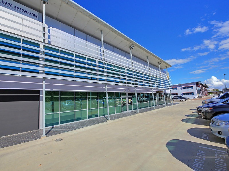 Unit 3 / 16 Metroplex Avenue, Murarrie QLD 4172