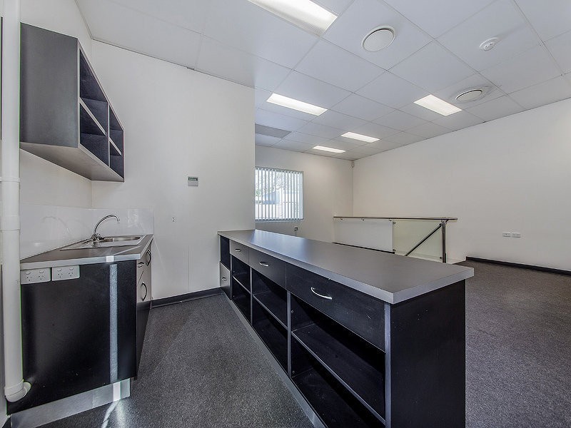 Unit 3a / 20 Smallwood Place, Murarrie QLD 4172