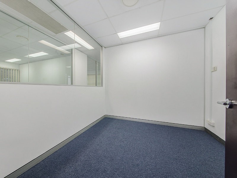 Unit 3a / 20 Smallwood Place, Murarrie QLD 4172