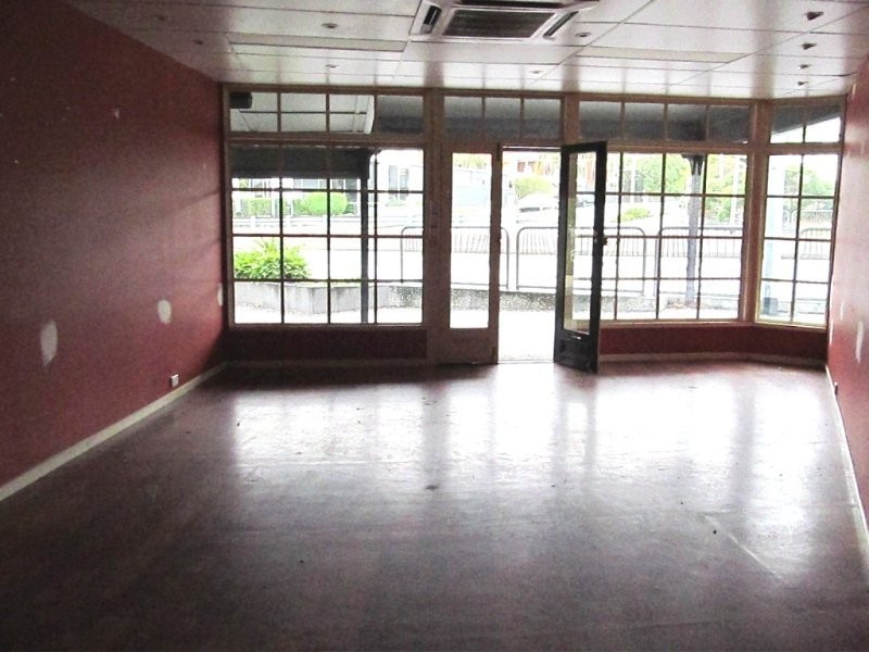 575 Logan Road, Greenslopes QLD 4120