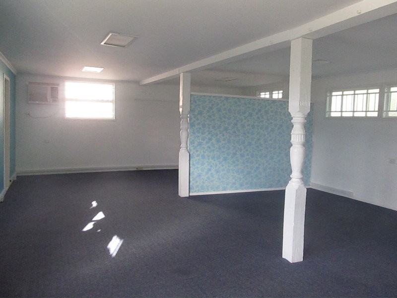 5B/85 Riding Road, Hawthorne QLD 4171