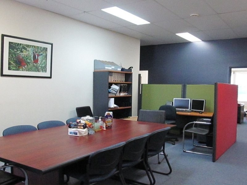 47-55 Old Cleveland Road, Greenslopes QLD 4120