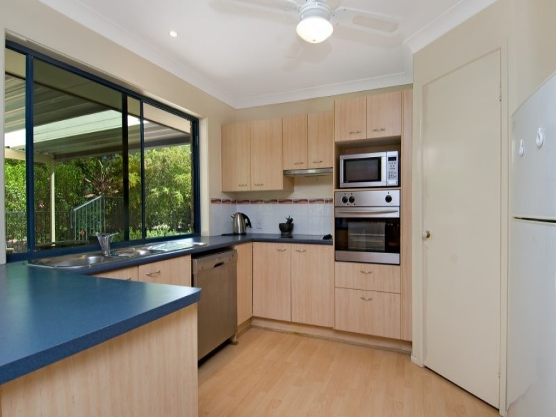 5 Newton Drive, Beerwah QLD 4519