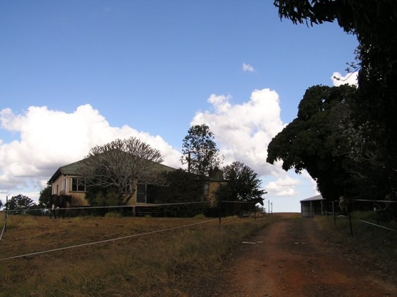 26 Lindeman Road, Beerwah QLD 4519