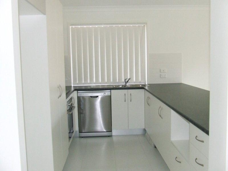 7 Red Ash Court, Beerwah QLD 4519