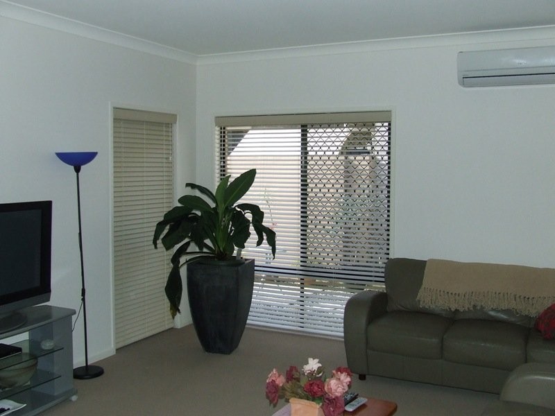 15 Greenview Avenue, Beerwah QLD 4519