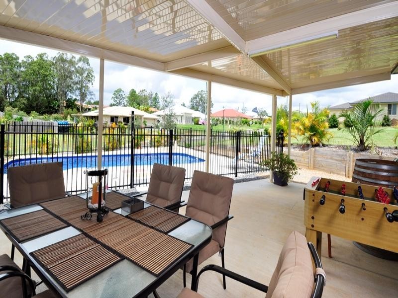 1 Hillcrest Court, Beerwah QLD 4519