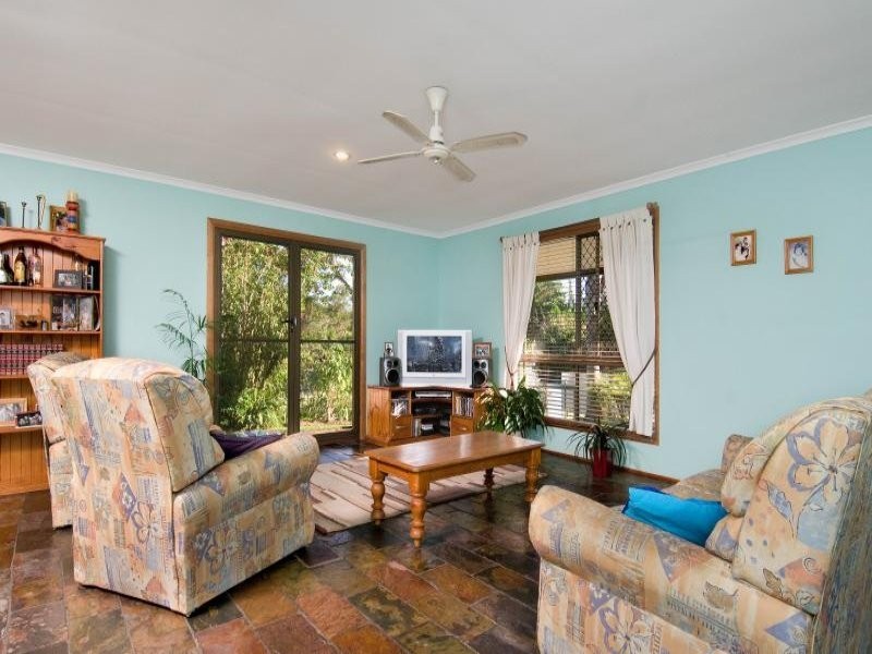 14 Julia Court, Glass House Mountains QLD 4518