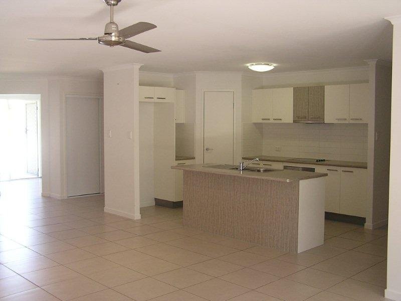 5 Cockatoo Court, Beerwah QLD 4519