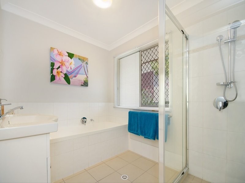14 William Street, Landsborough QLD 4550