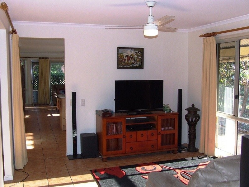 3 Beanland Drive, Glass House Mountains QLD 4518