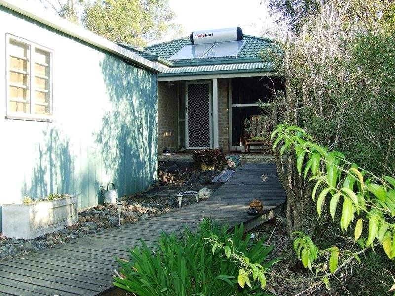 3 Beanland Drive, Glass House Mountains QLD 4518