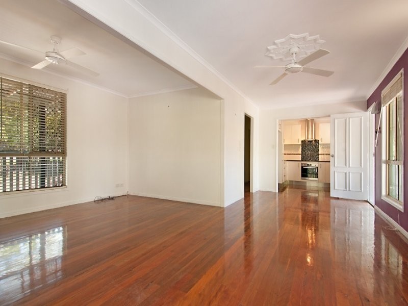 64 Julian Street, Peachester QLD 4519