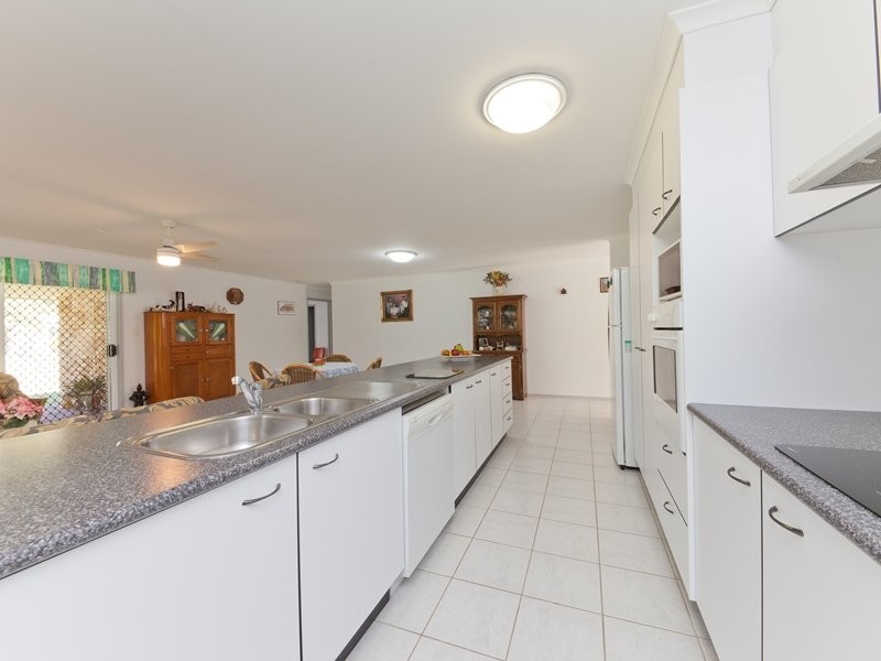 51 Newton Drive, Beerwah QLD 4519