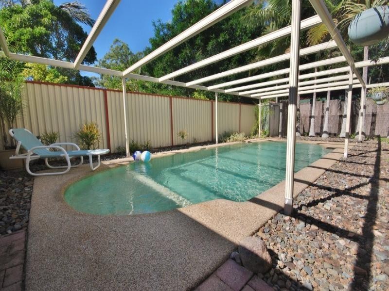 6 Sidney Drive, Beerwah QLD 4519