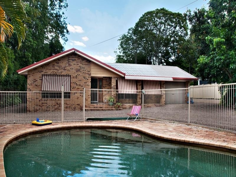 16 William Street, Landsborough QLD 4550