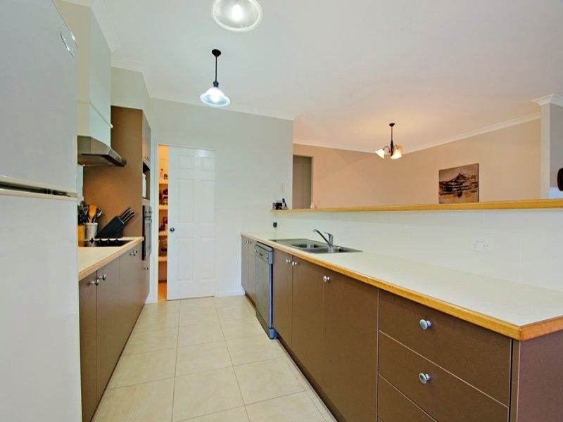 60 Carnarvon Drive, Beerwah QLD 4519
