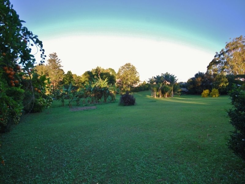 86 Sahara road, Glass House Mountains QLD 4518