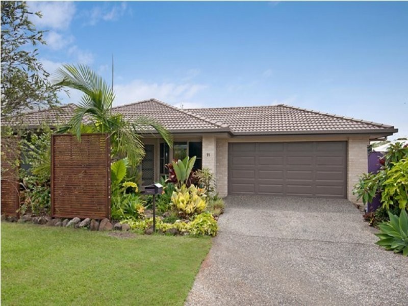 11 Flinders Avenue, Beerwah QLD 4519