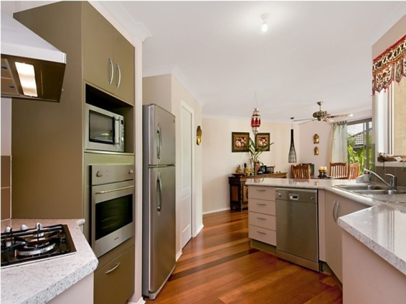 11 Flinders Avenue, Beerwah QLD 4519