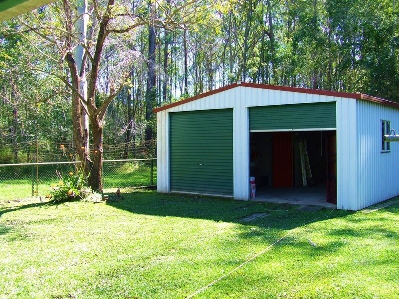 166 Peachester Road, Beerwah QLD 4519