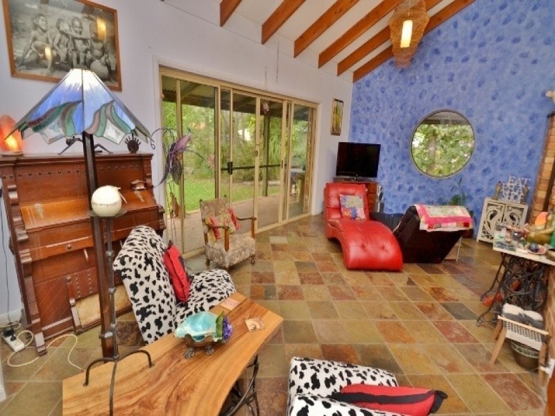14 Graham Drive, Landsborough QLD 4550