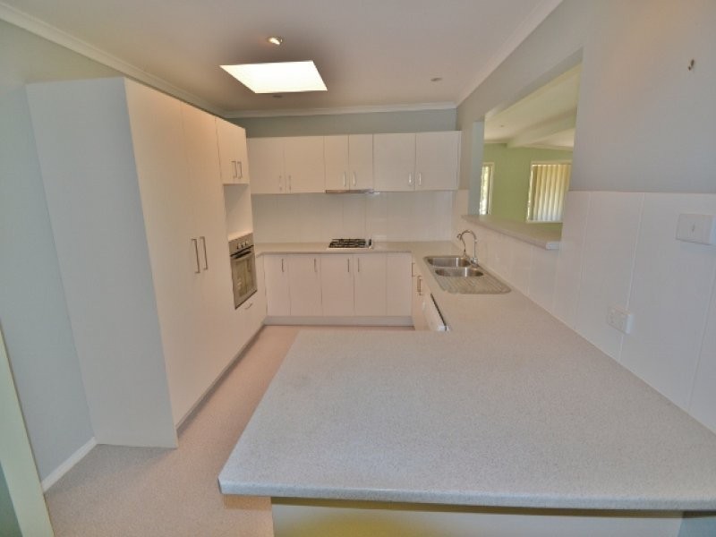 14 Ocean View road, Mount Mellum QLD 4550