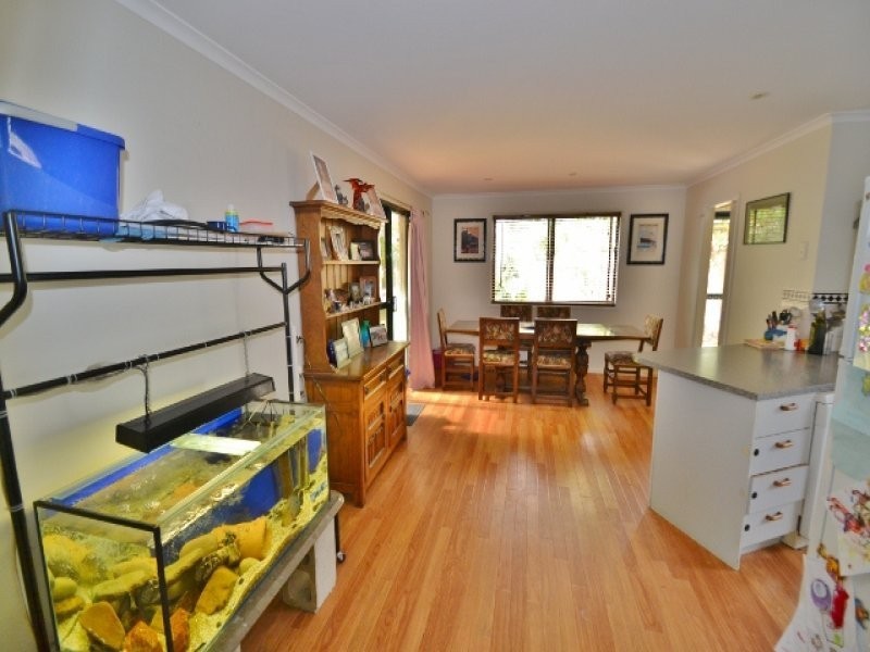 11 Redwood Court, Landsborough QLD 4550