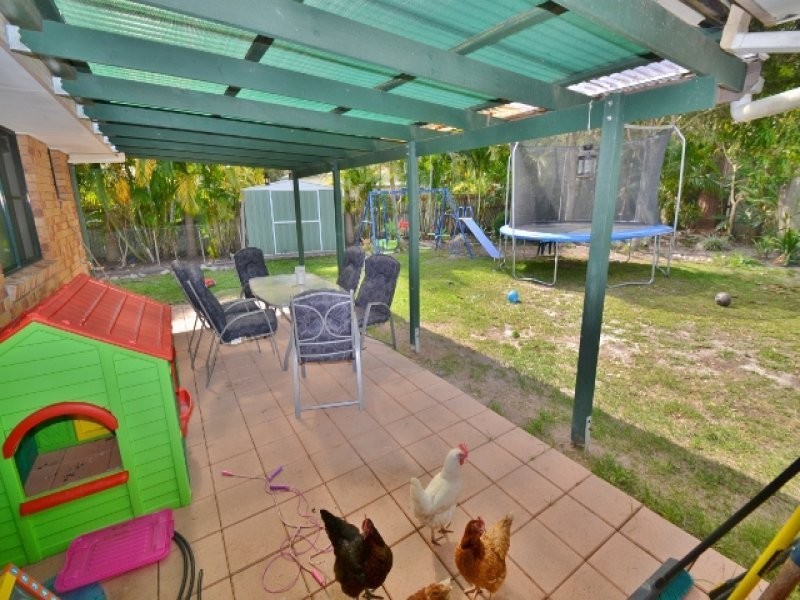 11 Redwood Court, Landsborough QLD 4550
