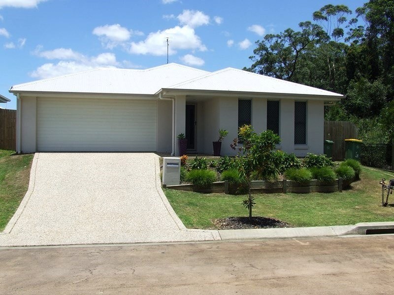 7 Black Bean Court, Beerwah QLD 4519