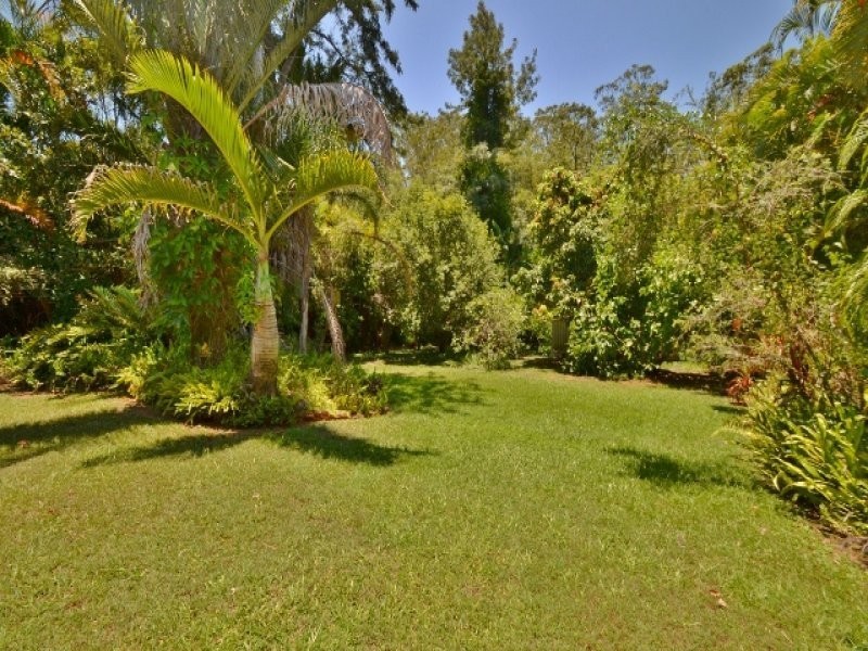 13 Alpha Drive, Glass House Mountains QLD 4518