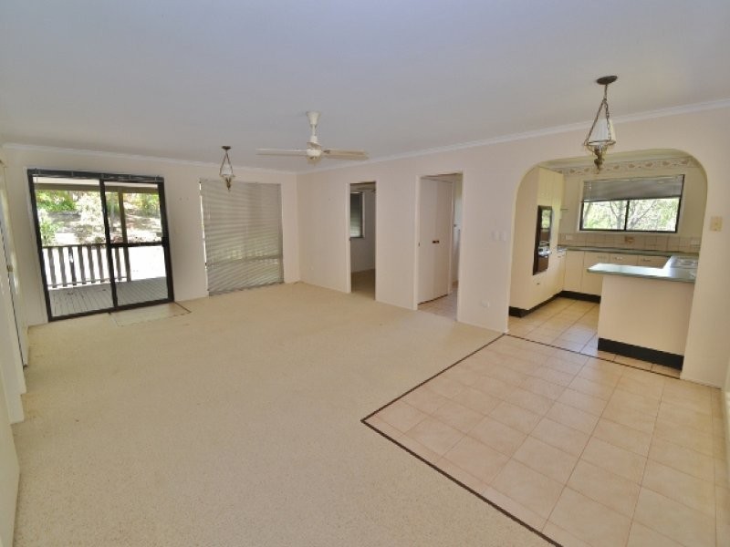413 Connection road, Mooloolah Valley QLD 4553