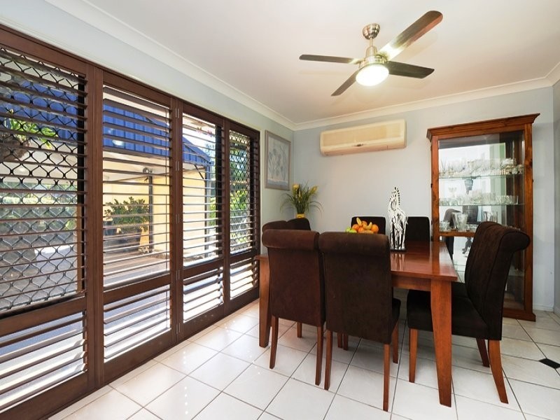 7 Parkview Road, Glass House Mountains QLD 4518