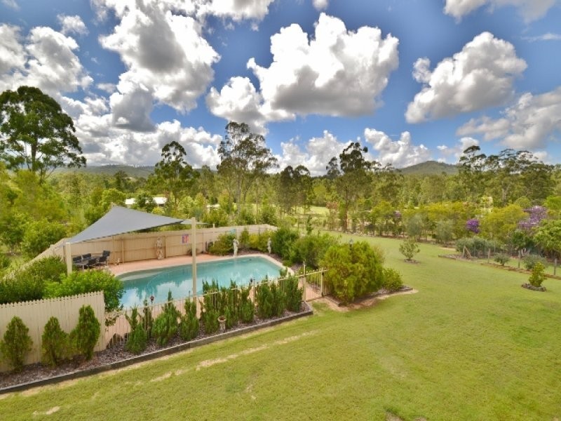 151 Storrs road, Peachester QLD 4519
