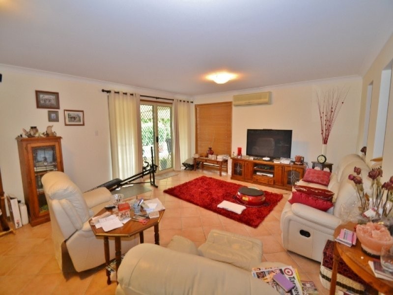 48 Hillside road, Glass House Mountains QLD 4518