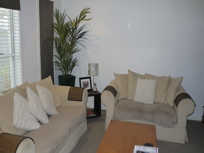 4 Austine CT, Beerwah QLD 4519