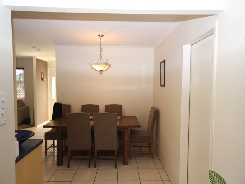 18 Gowen Drive, Landsborough QLD 4550