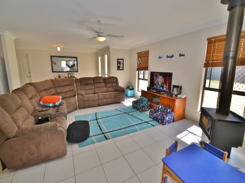 8 Bonato Road, Glass House Mountains QLD 4518