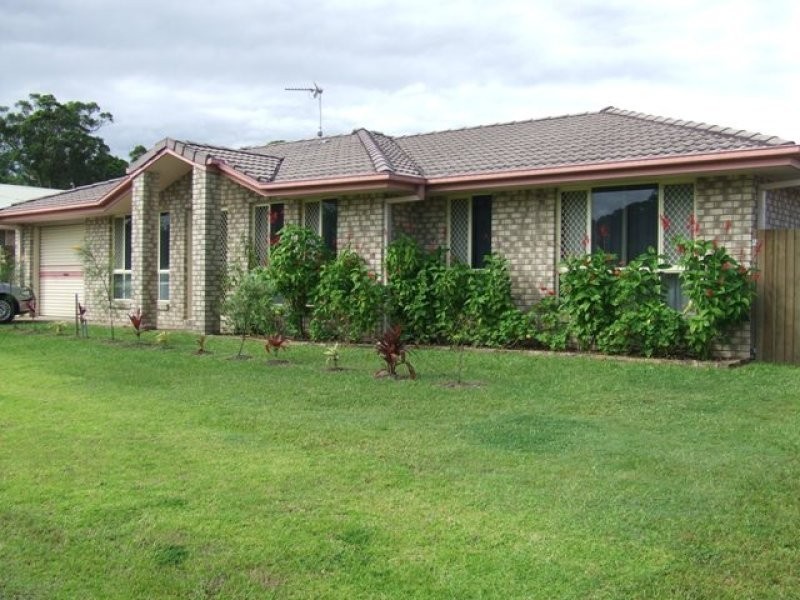 29 Hardwood Road, Landsborough QLD 4550