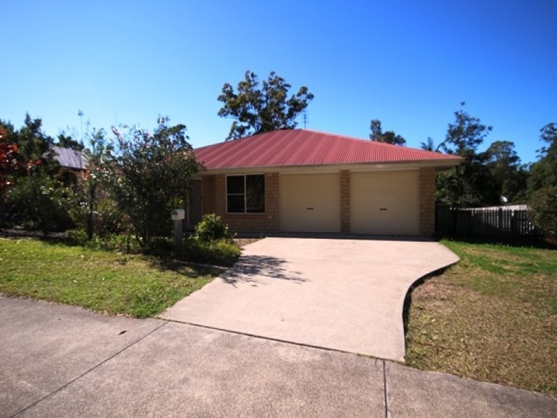 15 Cunningham Ave, Landsborough QLD 4550