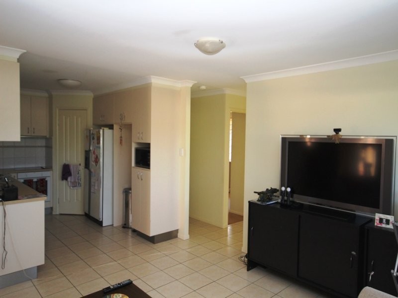 15 Tiverton Place, Landsborough QLD 4550