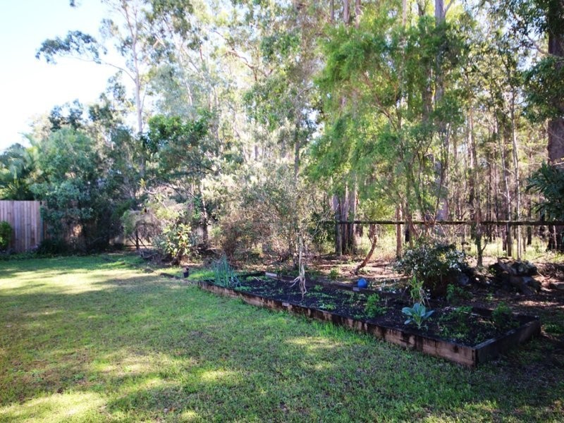 15 Tiverton Place, Landsborough QLD 4550